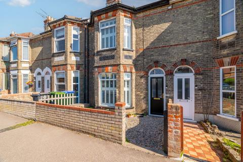 London Road South, Lowestoft