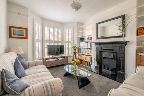 3 bedroom terraced house for sale, London Road South, Lowestoft