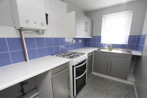 2 bedroom end of terrace house for sale, Sway Gardens, Bournemouth
