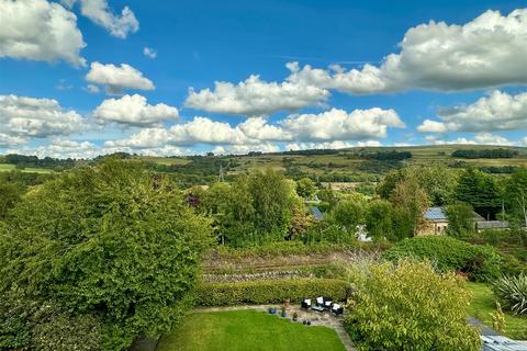 4 bedroom detached house for sale, Buxton Road, Furness Vale, High Peak