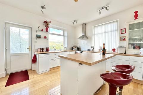4 bedroom detached house for sale, Buxton Road, Furness Vale, High Peak