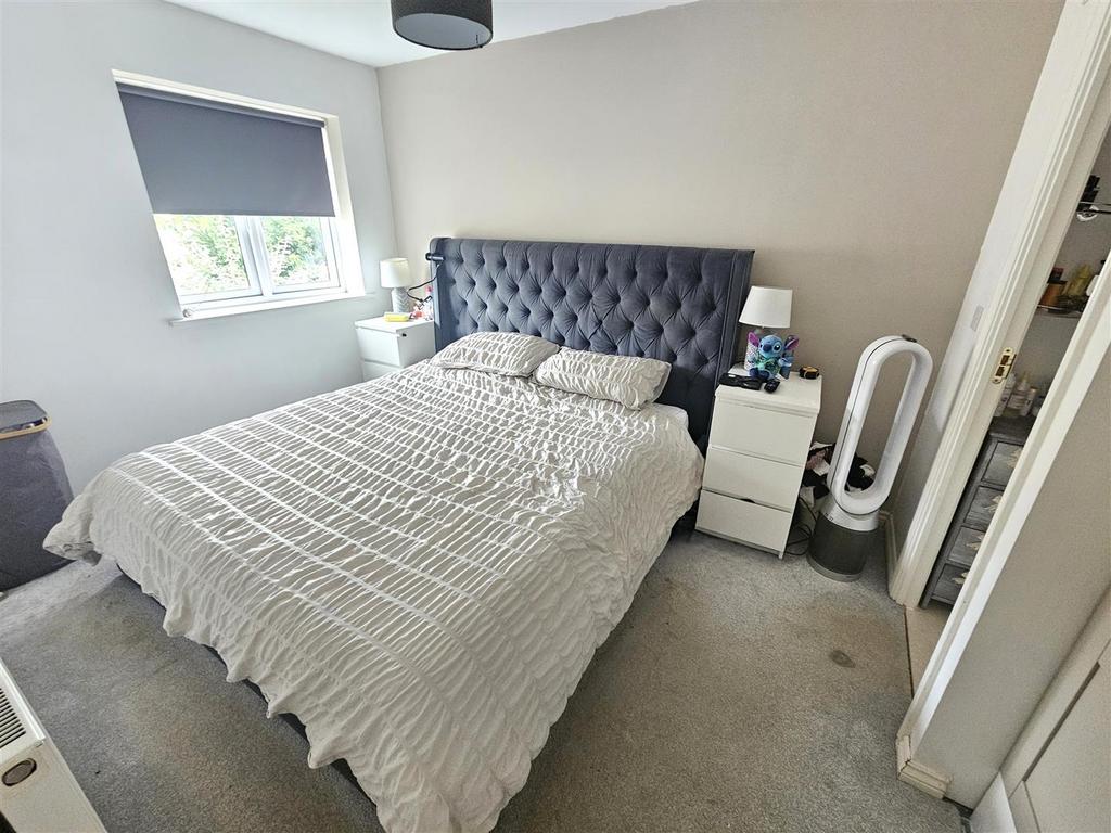 Master Bedroom.jpg