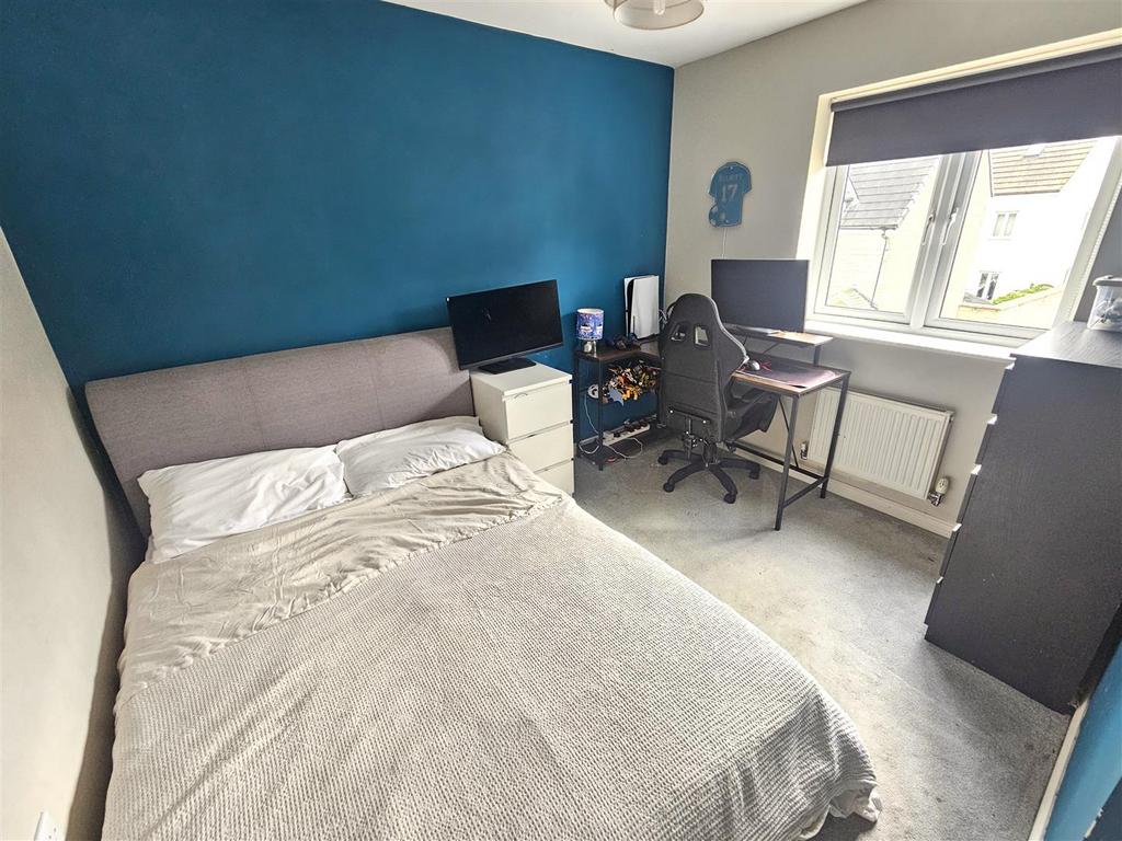 Bedroom 2.jpg