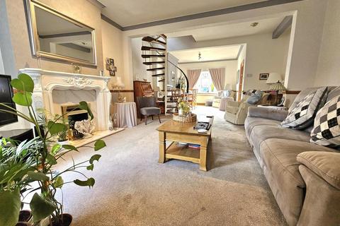 undefined, Elmbridge Road, Gloucester