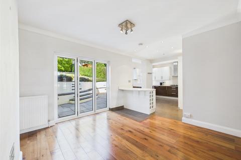 undefined, St Andrews Road, Coulsdon CR5