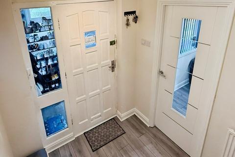 3 bedroom terraced house for sale, Fastnet Road, Thurnby Lodge, Leicester, LE5