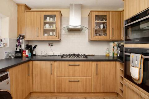 3 bedroom semi-detached house for sale, Howard Close, Teignmouth, TQ14