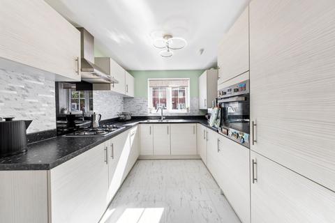 4 bedroom semi-detached house for sale, Cottesmore Close, Great Sankey, WA5