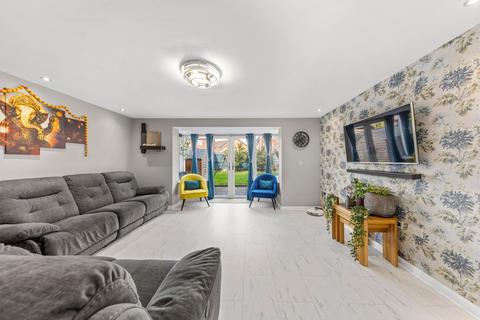 4 bedroom semi-detached house for sale, Cottesmore Close, Great Sankey, WA5