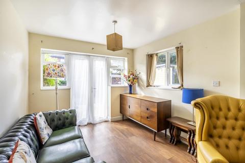 18 Constantine Avenue, York, YO10 3TA
