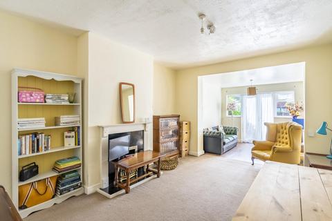 18 Constantine Avenue, York, YO10 3TA