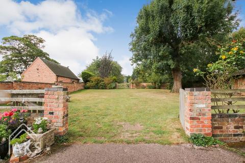 4 bedroom detached house for sale, Main Street, Derby DE65