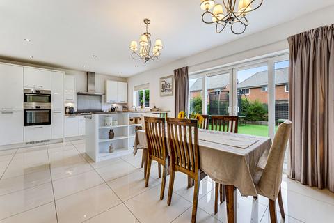 4 bedroom detached house for sale, Birket Drive, Widnes WA8