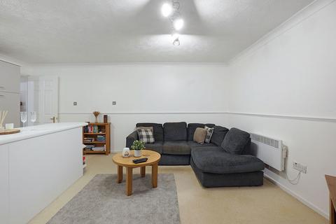 undefined, Findlay Close, Gillingham ME8