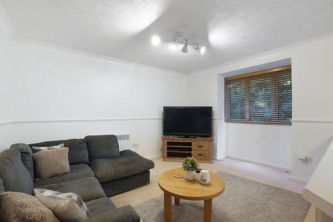 undefined, Findlay Close, Gillingham ME8