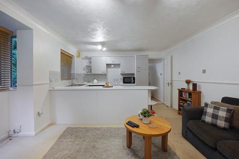 undefined, Findlay Close, Gillingham ME8