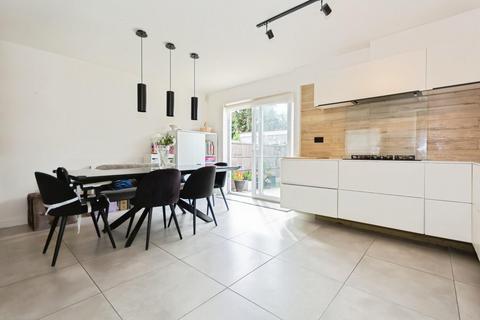 55 Elmstead Avenue, Birmingham, B33 0PQ