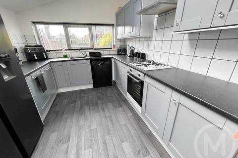 3 Broderick Avenue, Blackpool, FY2 0QJ