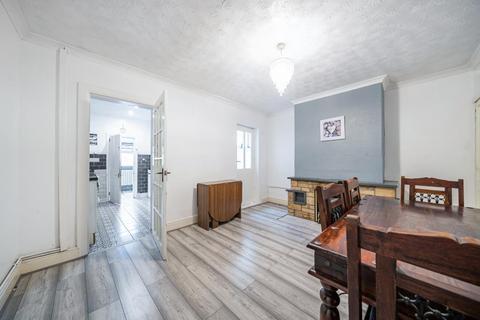 3 bedroom terraced house for sale, Wootton Bassett Road,  Swindon,  SN1