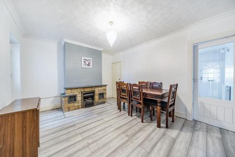 3 bedroom terraced house for sale, Wootton Bassett Road,  Swindon,  SN1