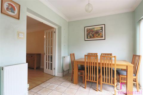 3 bedroom terraced house for sale, Carnarvon Avenue, Enfield, Middlesex, EN1