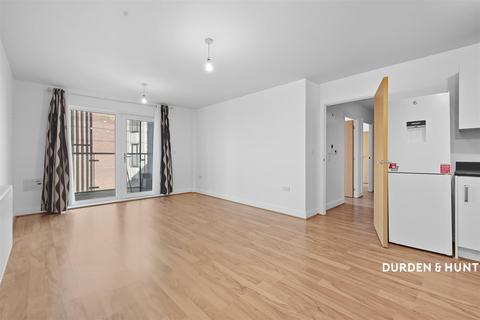 2 bedroom apartment for sale, Maxwell Road, Romford, RM7