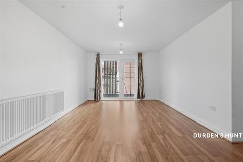 2 bedroom apartment for sale, Maxwell Road, Romford, RM7