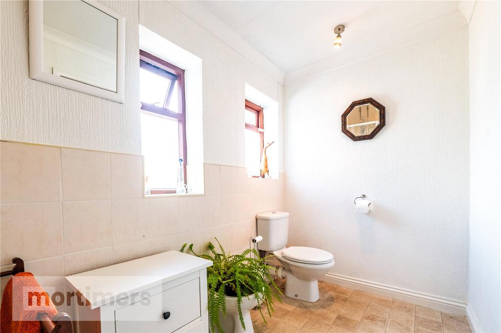 Family Shower Room