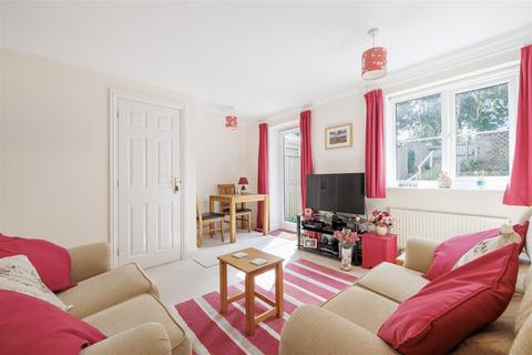 20 Aldergrove Close, Halesworth, IP19 8TB