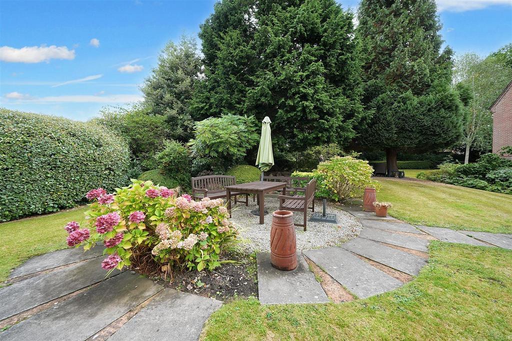 Rear Garden 3.jpg