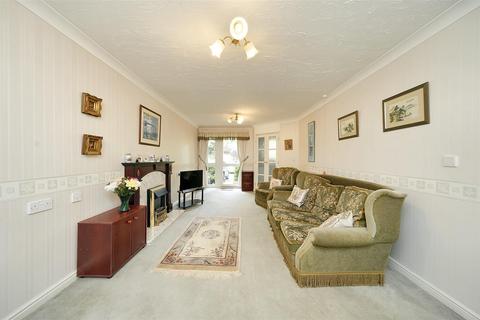 undefined, Flat 2, Pendene Court, Penn Road, Wolverhampton