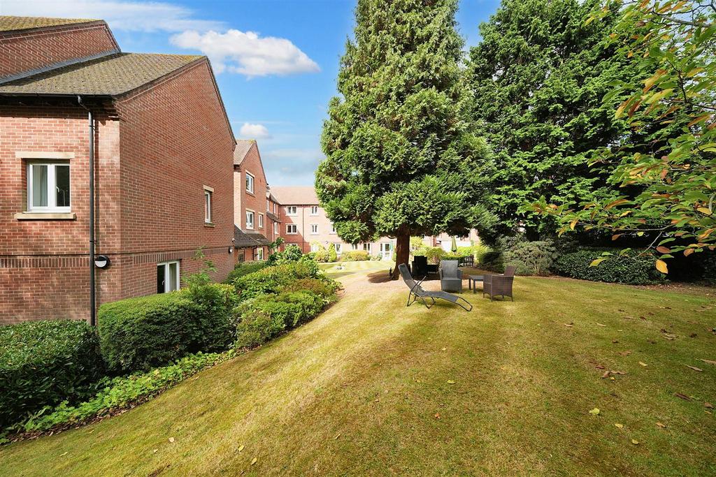 Rear Garden.jpg