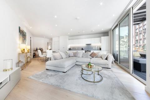 Liner House, Royal Wharf, E16