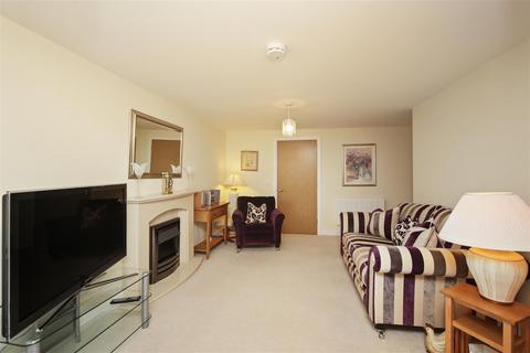 2 bedroom apartment for sale, Milward Place, Clive Road, Redditch, Worcestershire, B97 4BT