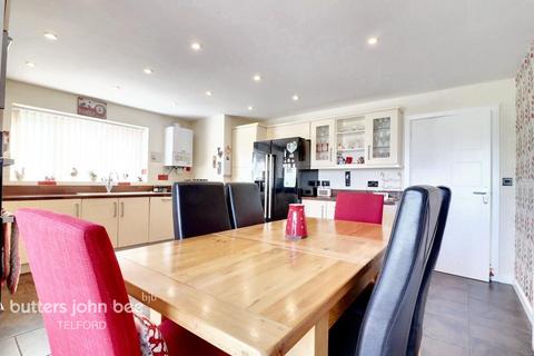 2 bedroom detached house for sale, Duke Street, Telford
