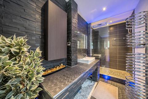 undefined, Camberley,  Surrey,  GU15