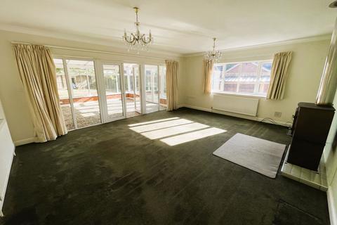 3 bedroom detached bungalow for sale, Glebe Close, Gorefield