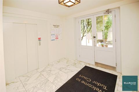 2 bedroom apartment for sale, Crewys Road, Childs Hill, NW2