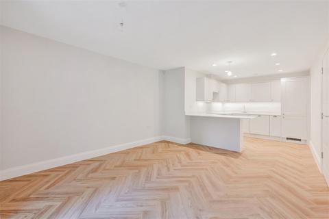 2 bedroom flat for sale, Ashley Road, Epsom