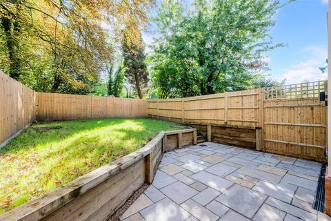 2 bedroom flat for sale, Ashley Road, Epsom
