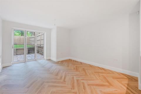 undefined, Ashley Road, Epsom