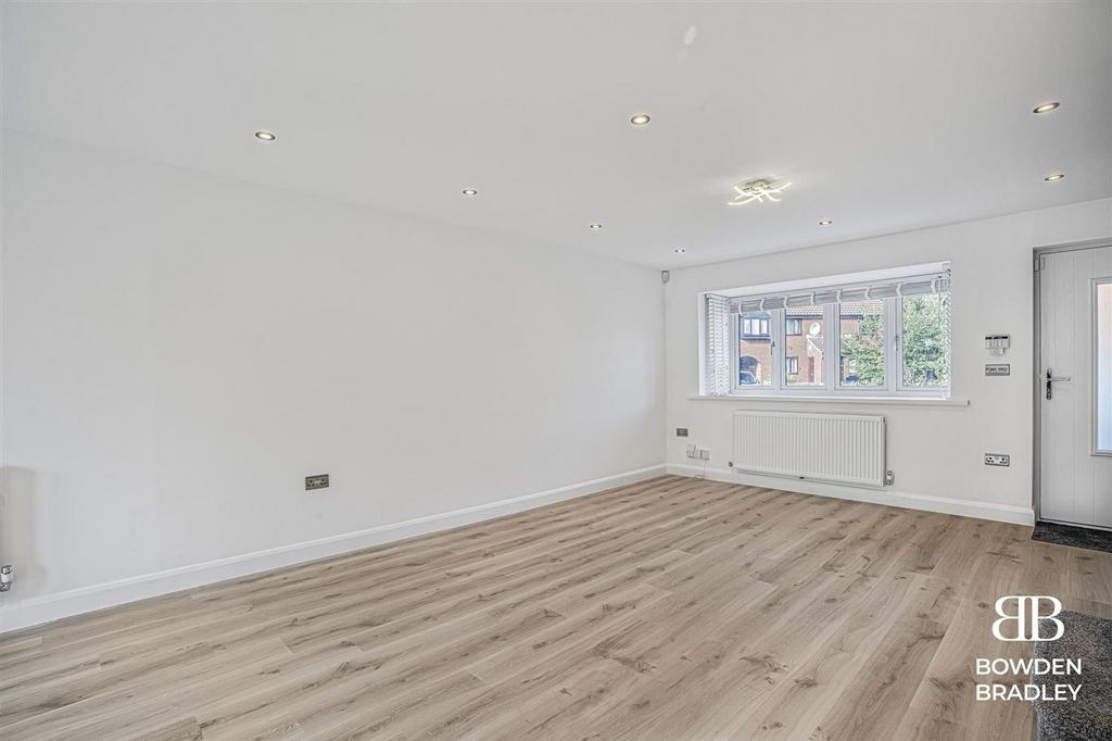 Living Room/Kitchen