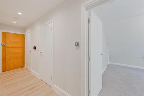 1 bedroom flat for sale, Ashley Road, Epsom