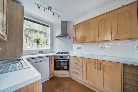 undefined, Pitfold Road, Lee