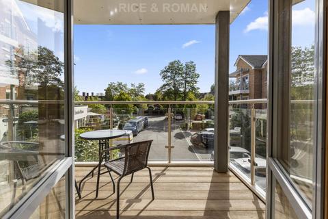1 bedroom retirement property for sale, Oatlands Drive, Weybridge KT13