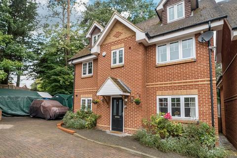 5 bedroom detached house for sale, Camberley,  Surrey,  GU15