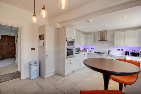 4 bedroom detached house for sale, Church Road, Beverley