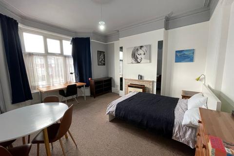 undefined, Wrottesley Road, London, NW10