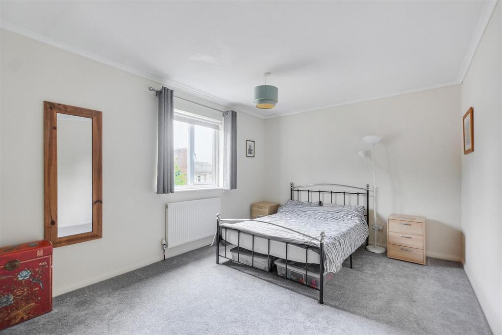 Bedroom 1 1.jpeg