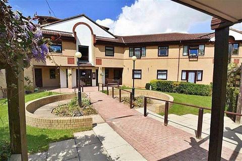 undefined, 19 Homeridings House, Flintergill Court MK13